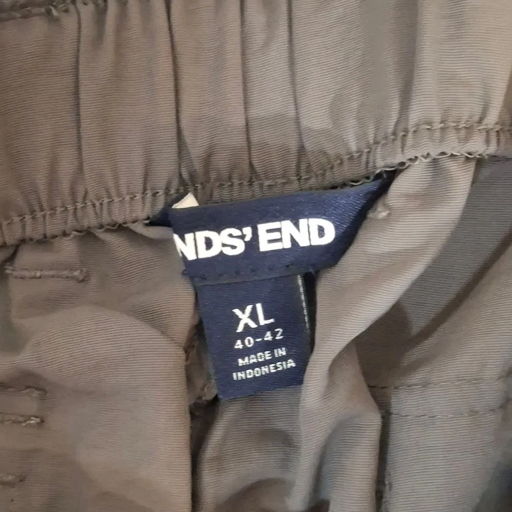 Lands' End Gray Elastic Waist Shorts size XL